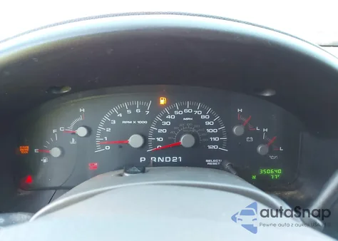 2003 Ford Expedition Xlt из США, поврежденный, VIN 1FMRU15W83LC45724